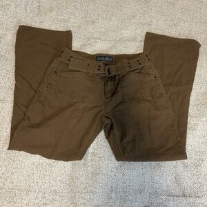 Y2K Brown Buckled Cargo Like, Straight Leg Pant. Adjustable & Removable Belt
